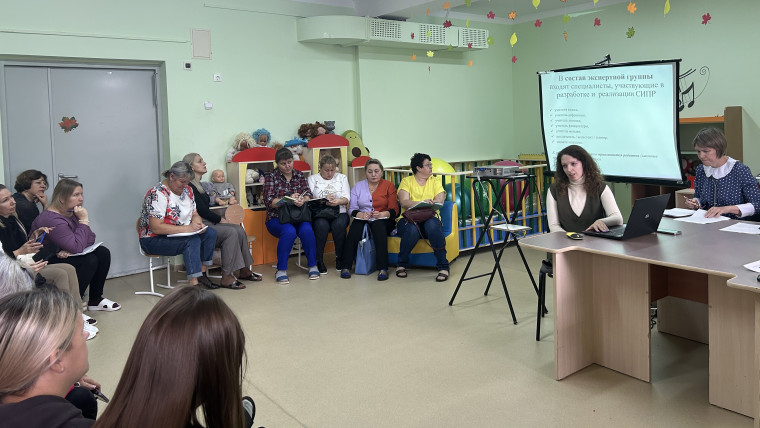 Круглый стол, посвященный обмену опытом в области документооборота.